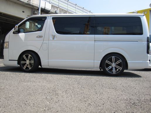 ハイエースバン_8