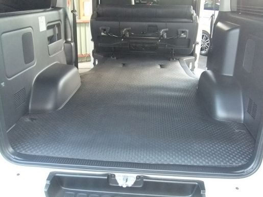 ハイエースバン_7