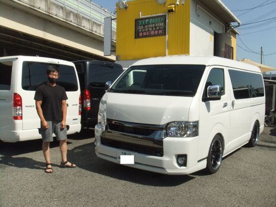 ハイエースをご購入いただいたE様