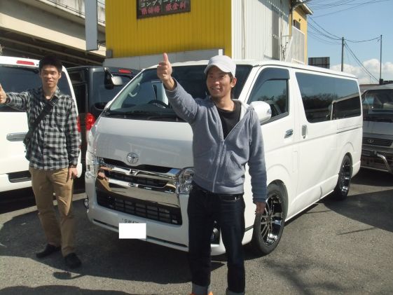 ハイエースをご購入いただいたF様